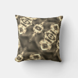 ベージュの色合いの明るい斑点と形状 クッション