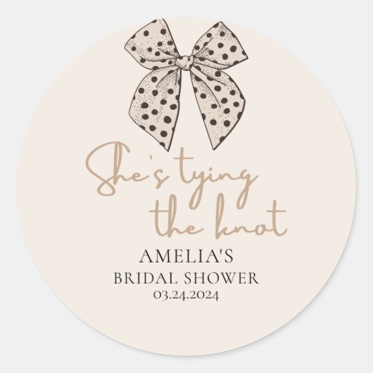ベージュの蝶結び 彼女は結婚する ブライダルシャワー ラウンドシール (正面)