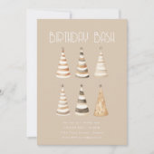 ベージュの誕生日ディナーの帽子付き招待状 招待状 (正面)