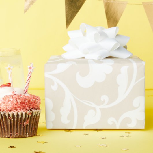 ベージュエレガントガーリー花パターン文字 ラッピングペーパー (誕生日パーティー)