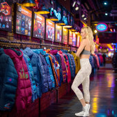 ベージュエレガントリーフのパターンのカスタマイズ。 カプリレギンス