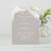 ベージュグレーホワイトフローラフェザーブライダルシャワー 招待状 (スタンド正面)