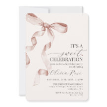 ベージュコケットボーガールバースデーパーティーの招待