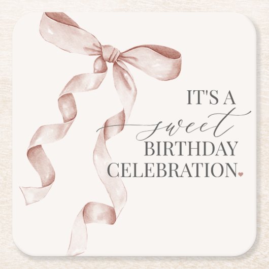 ベージュコケットボーガールバースデーパーティードコール スクエアペーパーコースター (正面)