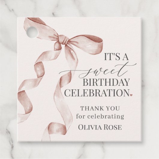 ベージュコケットボーガールバースデーパーティー フェイバータグ (正面)