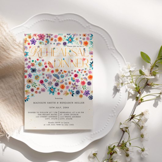 ベージュゴールド タイポグラフィー フラワーの結婚式リハーサル 招待状