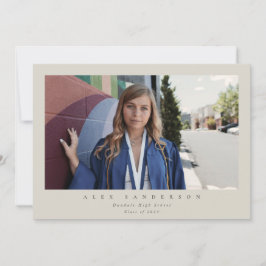 ベージュシンプルモダン写真独身の卒業 案内状
