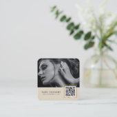 ベージュスキャン可能なバーコードQRコード写真  スクエア名刺 (スタンド正面)