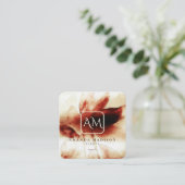 ベージュバラ金ゴールドモノグラムのソーシャルメディアフローラ スクエア名刺 (スタンド正面)