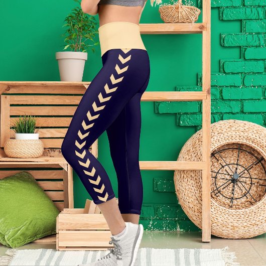 ベージュパーソナライズされたネイビーブルーペットキャットネーム文字おもしろい カプリレギンス