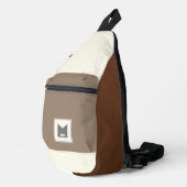 ベージュブラウンシティアクセサリークロスボディスリングバッグ スリングバッグ (右コーナー)