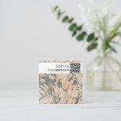 ベージュブラック大理石抽象芸術QRコードソーシャルメディア スクエア名刺 (スタンド正面)