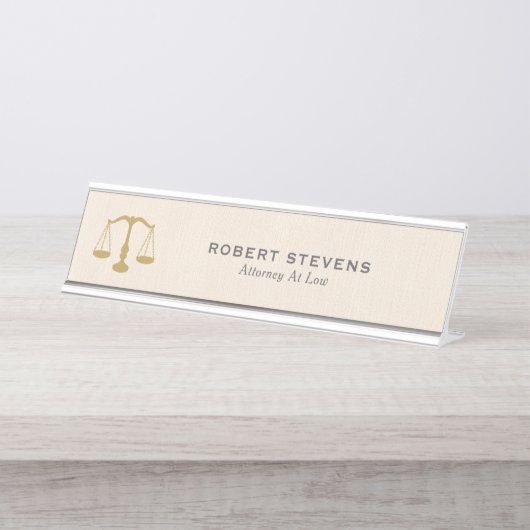 ベージュミニマルリネン&金ゴールドジャスティススケール デスクネームプレート (正面)