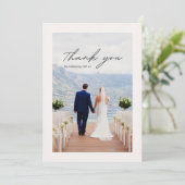 ベージュミニマル結婚リストフラワー 招待状 (スタンド正面)