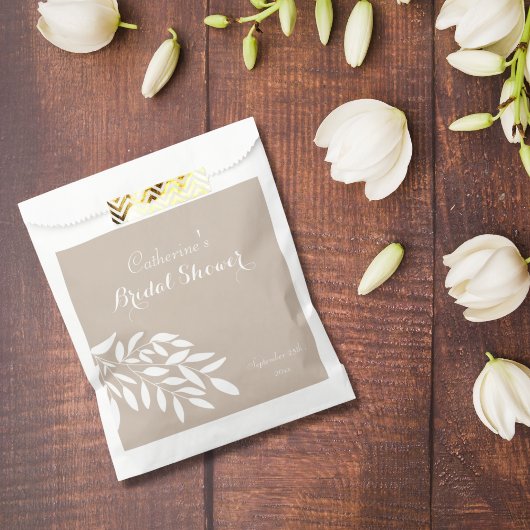 ベージュミニマル緑ブライダルシャワー フェイバーバッグ