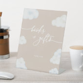 ベージュモダンクラウドベビーシャワーおむつラッフルサイン 台座サイン (インサイチュ)