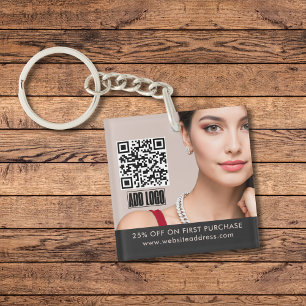 ベージュモダンファッションジュエリービジネスロゴQRコード キーホルダー