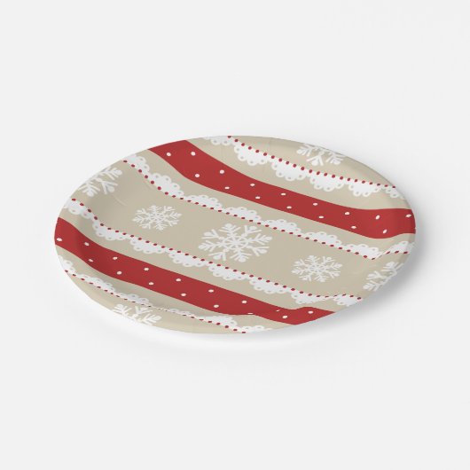 ベージュレッドエレガントホワイトクリスマススノーフレークデザイン ペーパープレート (アングル)