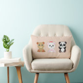 ベージュ地に描かれた3匹のかわいいクマのキャラクター ランバークッション (椅子)