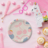 ベージュ模様さくらんぼ ペーパープレート (パーティー)