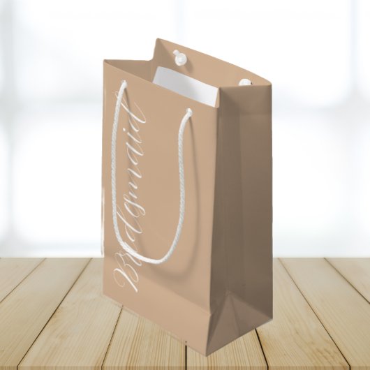 ベージュ結婚のブライドメイド様式化スクリプト スモールペーパーバッグ