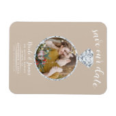 ベージュ結婚のリングや輪きらきら光る写真日付を保存 マグネット (横)