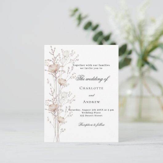 ベージュ結婚の白い野の花 インビテーションポストカード (スタンド正面)