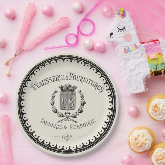 ベージュ色の旧式でフランスのな国のレタリング ペーパープレート (パーティー)