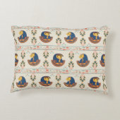 ベージュ装飾エジプトのテフナットパターン アクセントクッション (裏面)