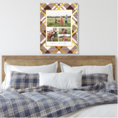 ベージュ&ダークレッドタータンチェック4フォトコラージクリスマス キャンバスプリント (インサイチュ (寝室))