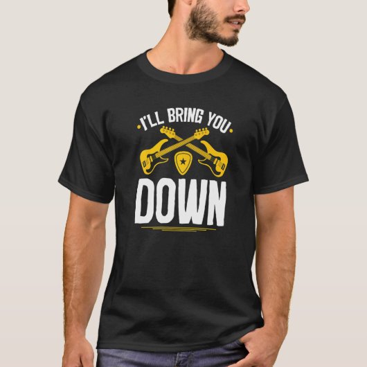ベースでエレキベースのギタープレーヤーをダウン Tシャツ (正面)