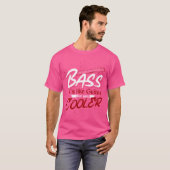 ベースはギターに似ているが、ウェイクールベースギター Tシャツ (正面フル)