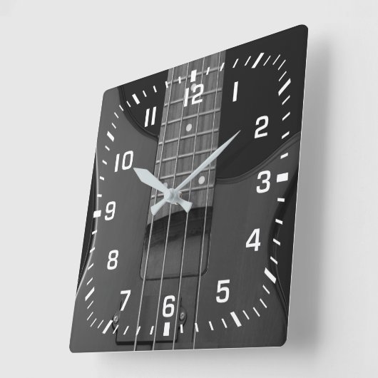 ベースギターの白い四角の数 スクエア壁時計 (傾斜)