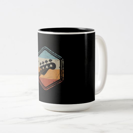 ベースギターヘッドストックベースとベースプレーヤー ツートーンマグカップ (正面右)