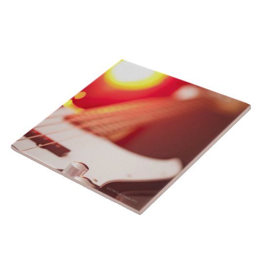 ベースギター タイル (側面)