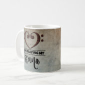 ベースクレフ、 音符記号ハートヴィンテージシートミュージックピアノ コーヒーマグカップ (正面左)