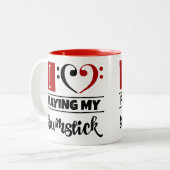 ベースクレフ、 音符記号ハート私は愛遊する私のストラムスティック ツートーンマグカップ (正面左)
