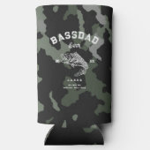 ベースモダン魚釣りカモフラージュ名前をカスタムする スリム缶クーラー (裏面)