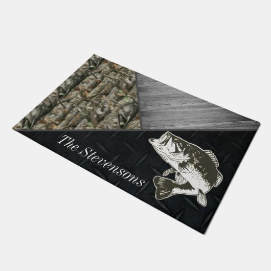 ベース魚釣りファミリー名迷彩柄へようこそ ドアマット (アングル)