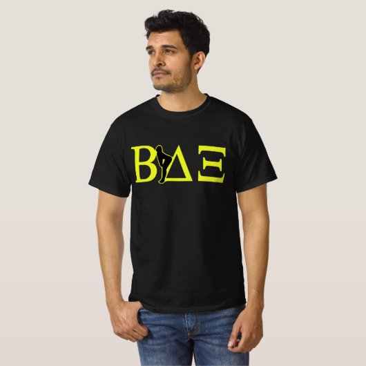 ベータハウスBAEムービー男子学生の社交クラブパーティーエッセンシャルT- Tシャツ (正面フル)