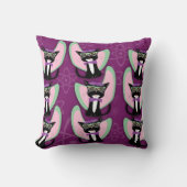 ベートニクキティス クッション (正面)