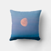 ベーリング海の上の月 |ロシア極東 クッション (裏面)