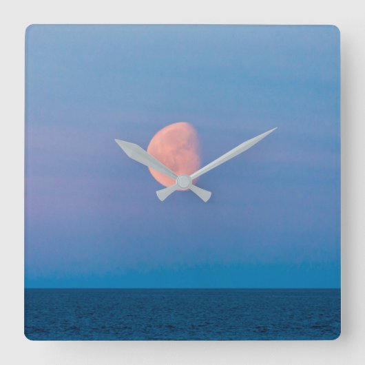 ベーリング海の上の月 |ロシア極東 スクエア壁時計 (正面)