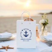 ベールに包まれる前の最後の航海の航海 ミディアムペーパーバッグ