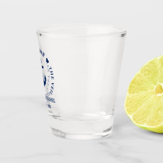 ベールの前の最後の航海の航海 ショットグラス (右)