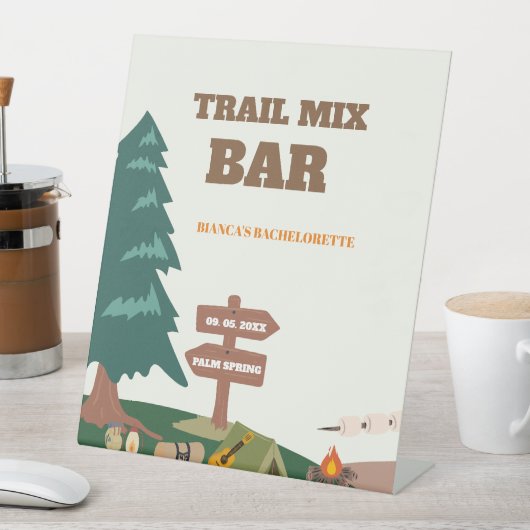 ベール・トレイル・ミックス・バー標識の前の最後のトレイル 台座サイン (インサイチュ)