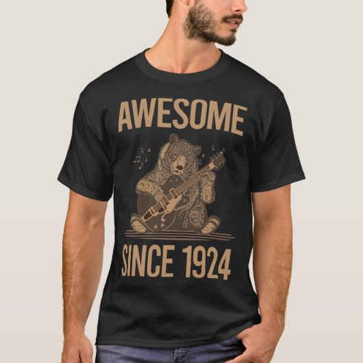ベー遊ズのギター – 1924年素晴らし以来 Tシャツ (正面)