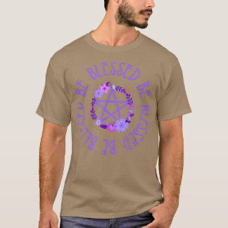 ベ賛美パープルフローラ星形五角形ウィッカ信者異教のチェ Tシャツ