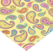 ペイズリーのかわいいカラフルの第1誕生会 テーブルクロス (アングル)