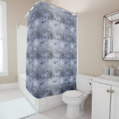 ペイズリーの灰色の民族パターン シャワーカーテン (インサイチュ)